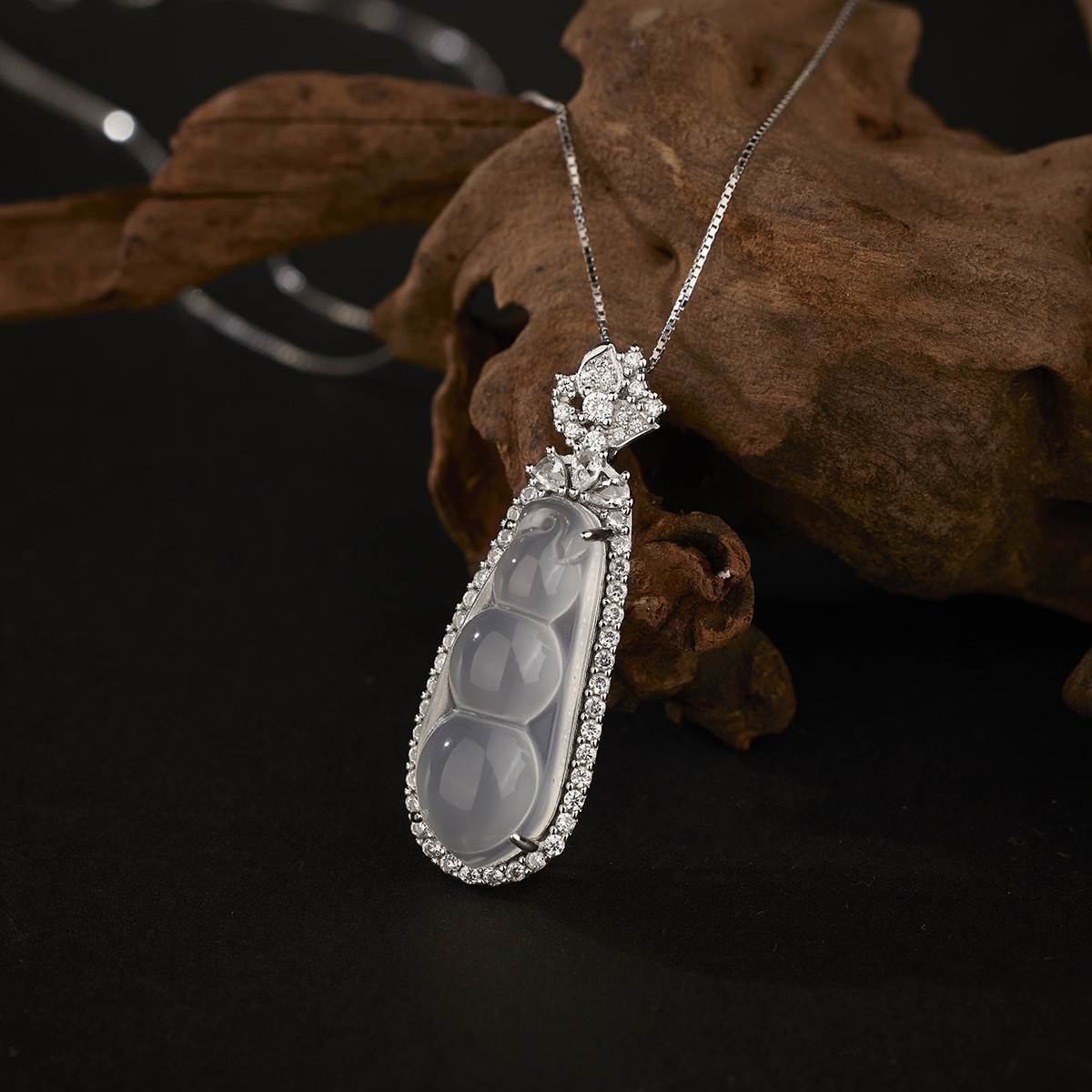New Chinese-style "Fu Dou" pendant for summer, set with ice-transparent natural white chalcedony, green bean necklace for women Application Scenario
