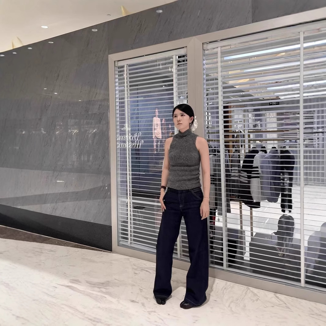 带钻牛仔裤/牛仔裤/牛仔裤阔腿/库存/牛仔短裤女细节图