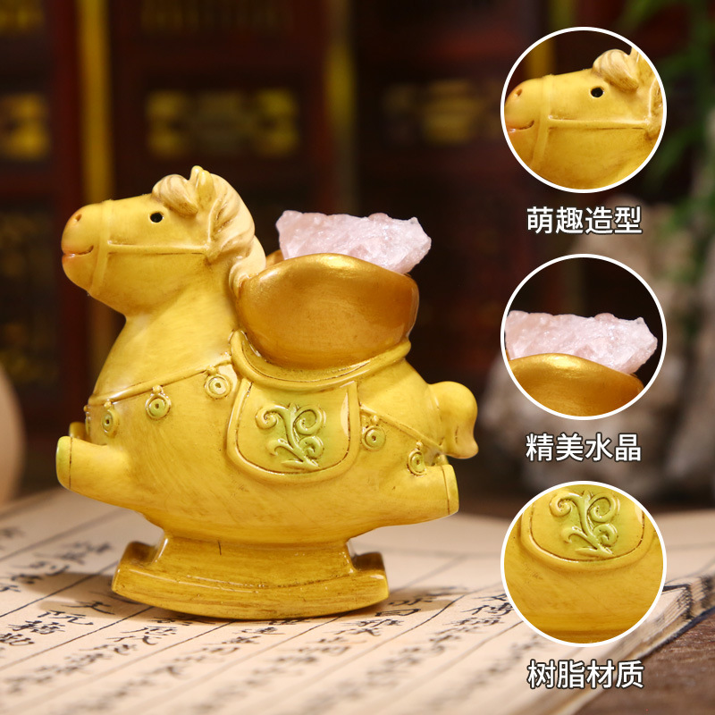 Tang Sancai cultural relics energy blind box, cartoon trendy toys, crystal design, resin handicrafts, ornaments, table ornaments, blind box Application Scenario