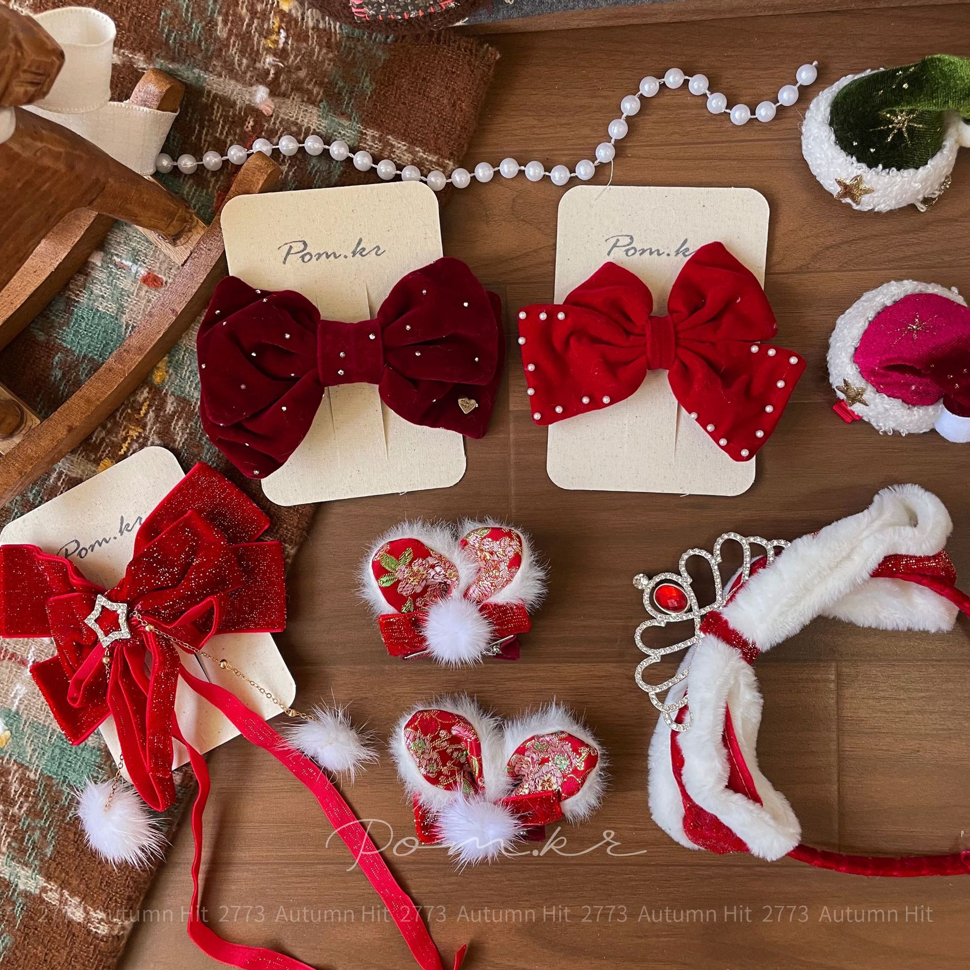 Korean-style children's red textured velvet fabric bow hair clips, girls' plush ball hair bands, hair bands, girls' hair accessories details Picture