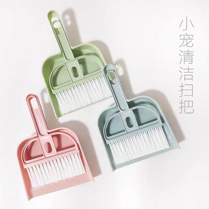 New semi-circular keyboard brush desktop mini broom set, small size with dustpan keyboard cleaning brush, household junk brush