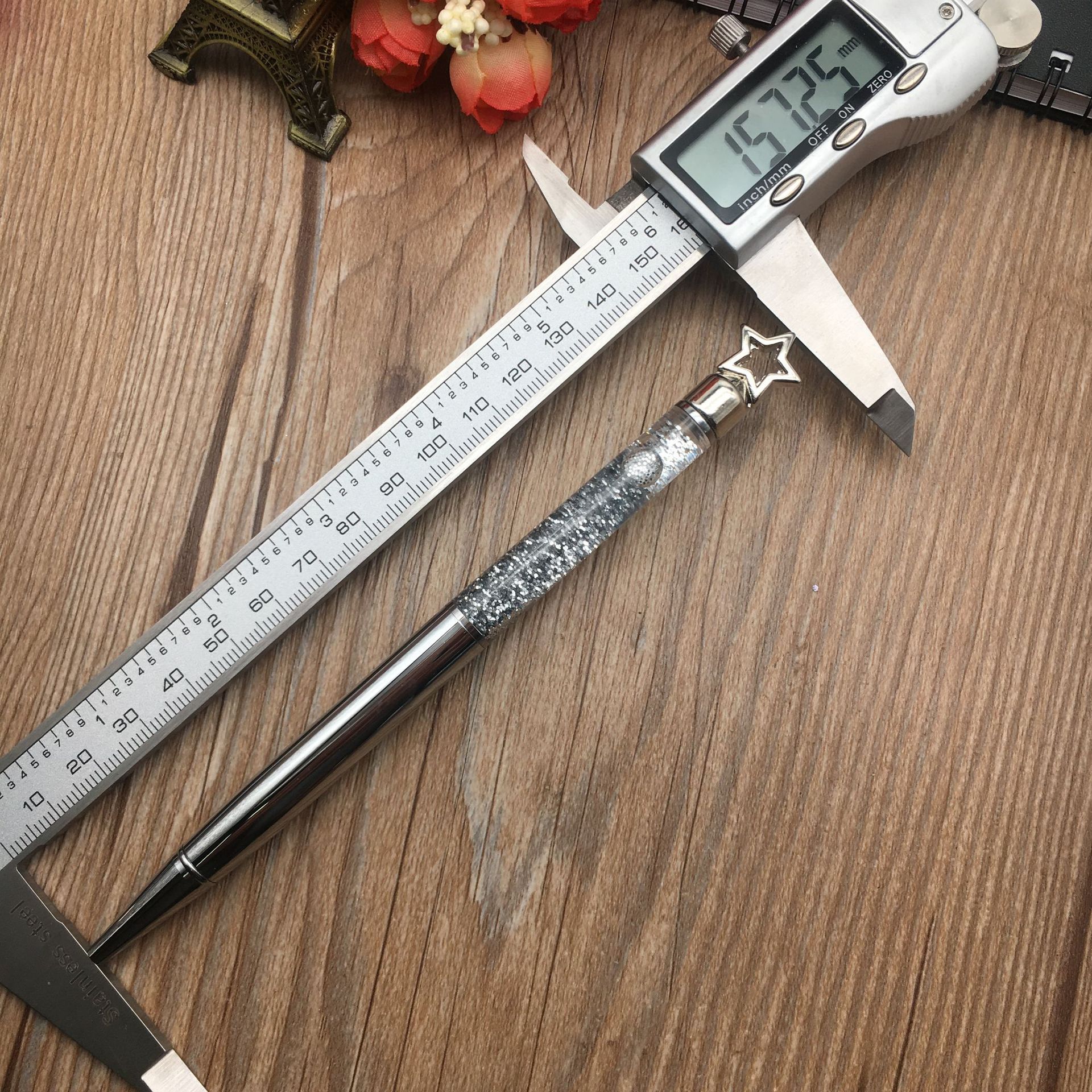 New five-pointed star ink pen, metal ballpoint pen, student pen, diy gold powder ballpoint pen Specification image