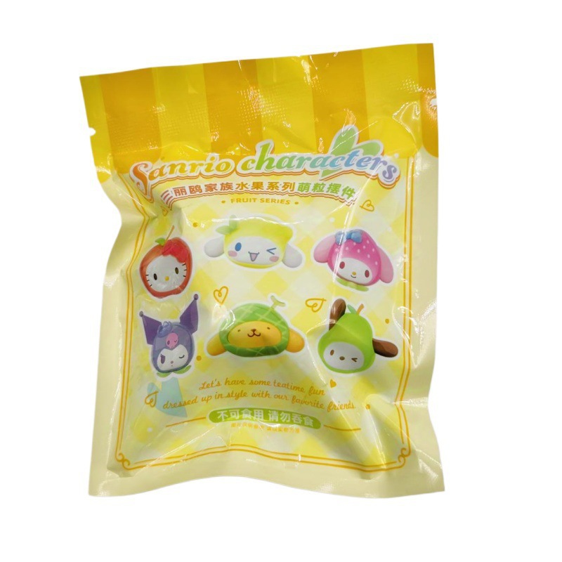 正版三丽鸥凯蒂猫水果萌粒系列萌趣豆潮玩可爱摆件批发礼品白底实物图
