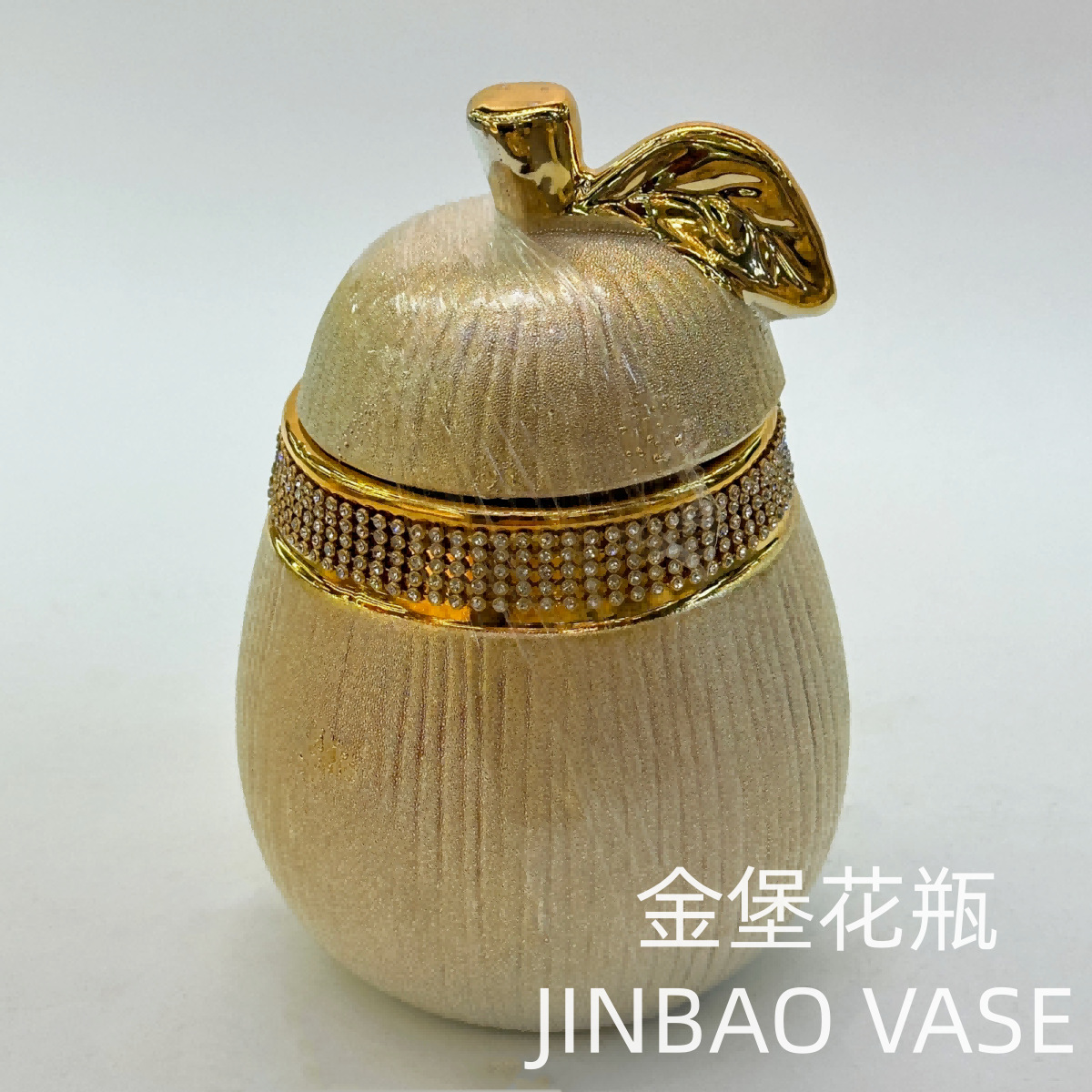 Modern, simple and light luxury electroplated ceramic storage tank, snack and dried fruit storage box, creative golden decorative piece details Picture