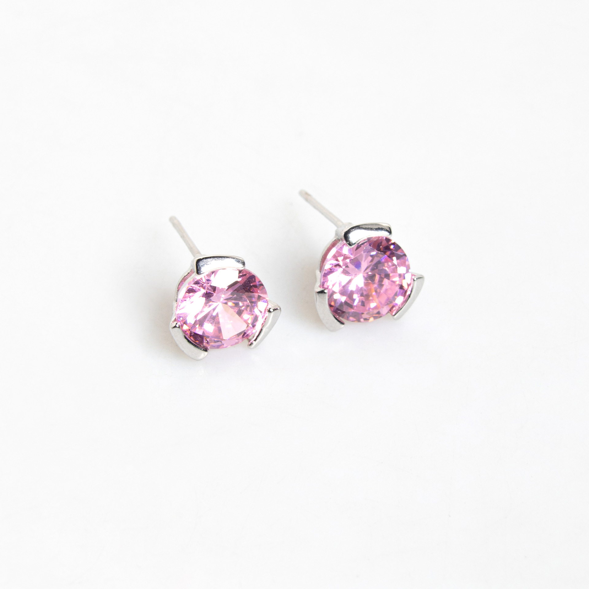 A two-piece set of colorful zircon necklaces for European and American brides, casual and versatile, hip-hop noble stud wedding accessories and earrings Specification image