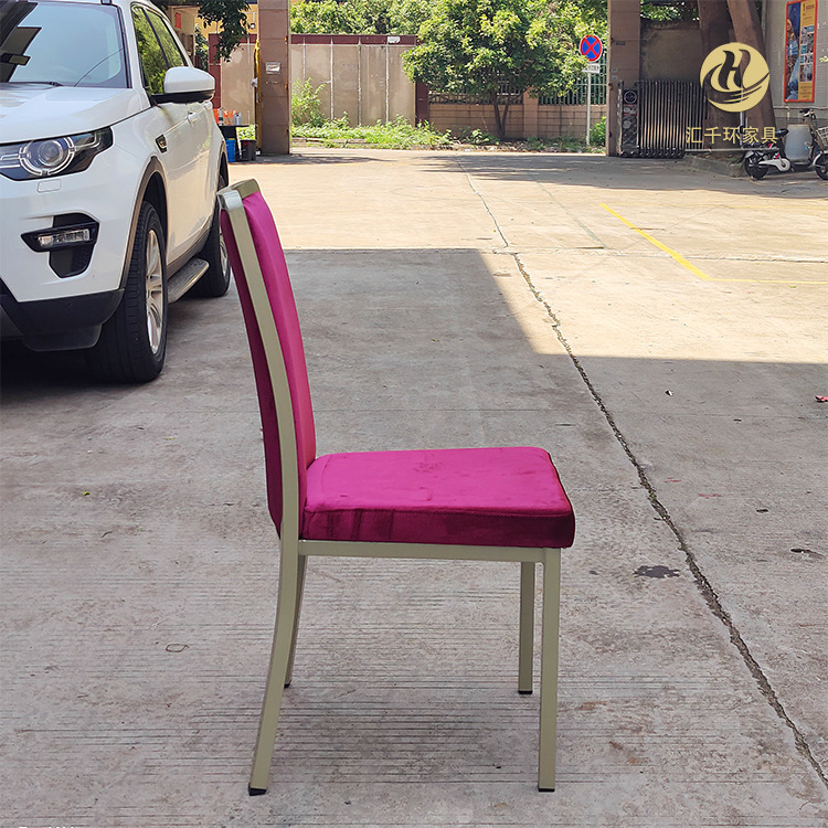 毛绒公仔椅实物图