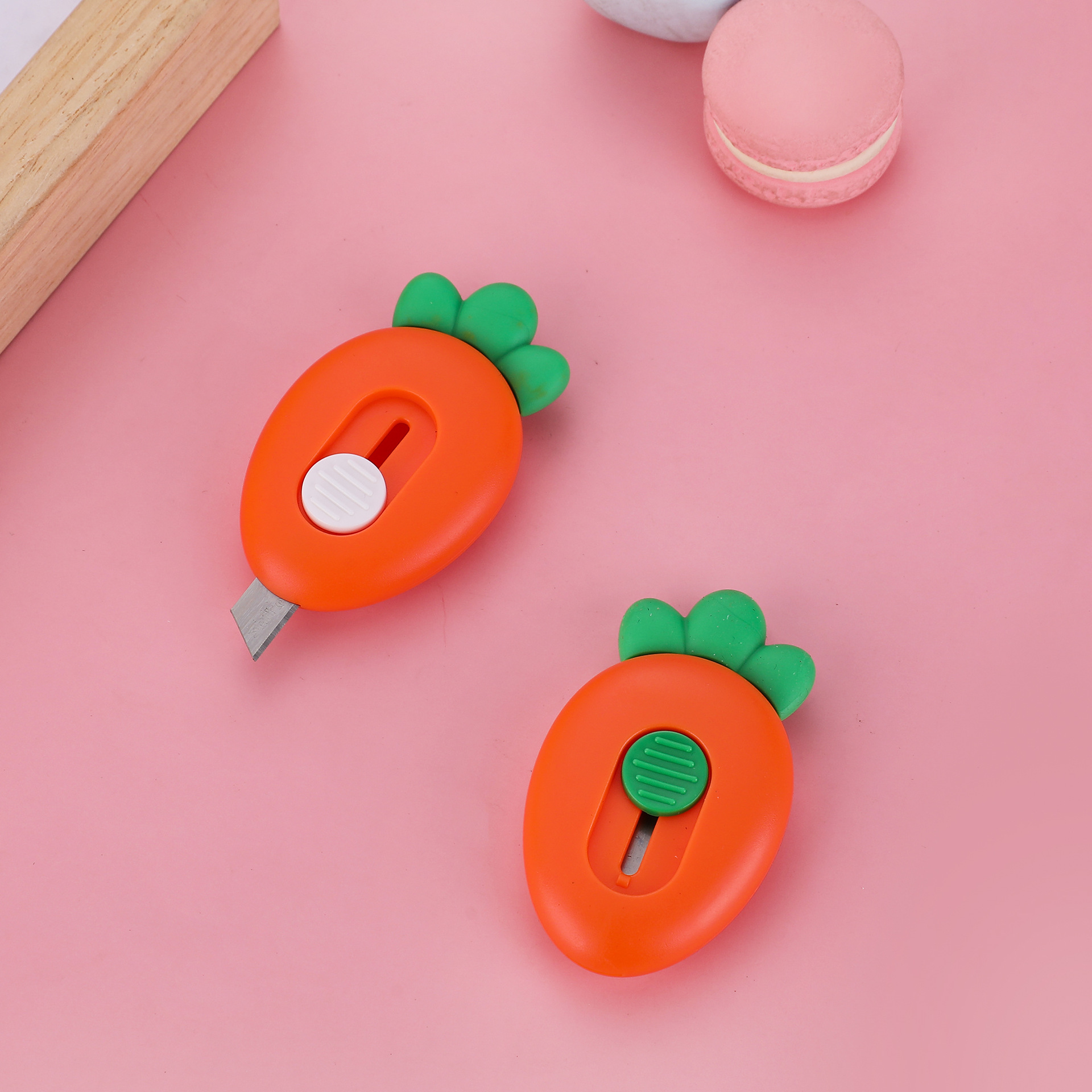 Pioneer 8146 Mini Carrot Utility Knife, portable tool for opening packages by express delivery, student paper cutting by hand, office details Picture