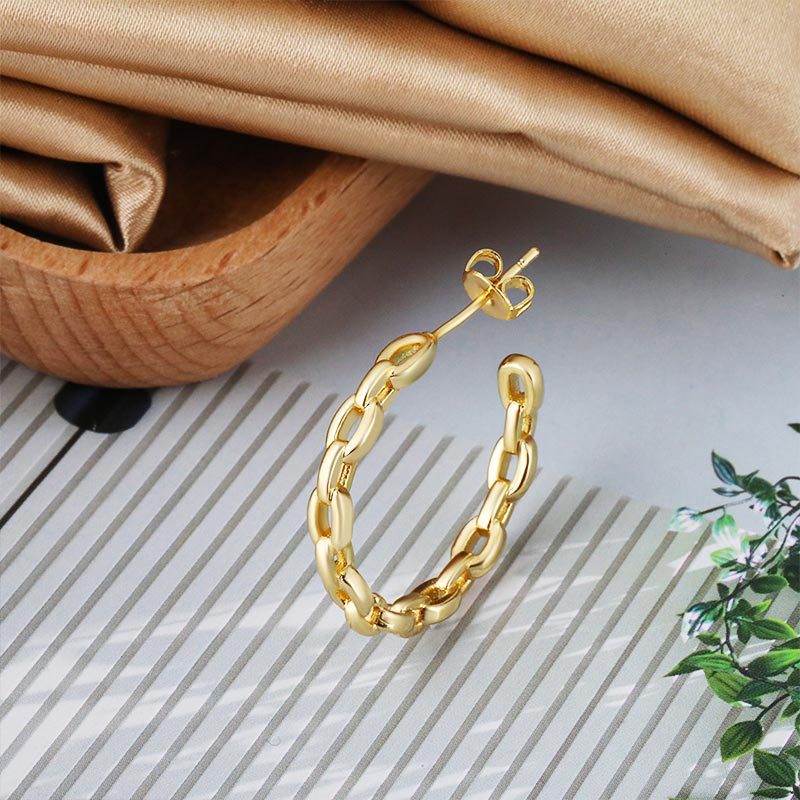 Exaggerated and personalized earrings with 18K gold plated copper and zircon heart-shaped C-shaped geometric ear rings, a new cross-border product for women details Picture