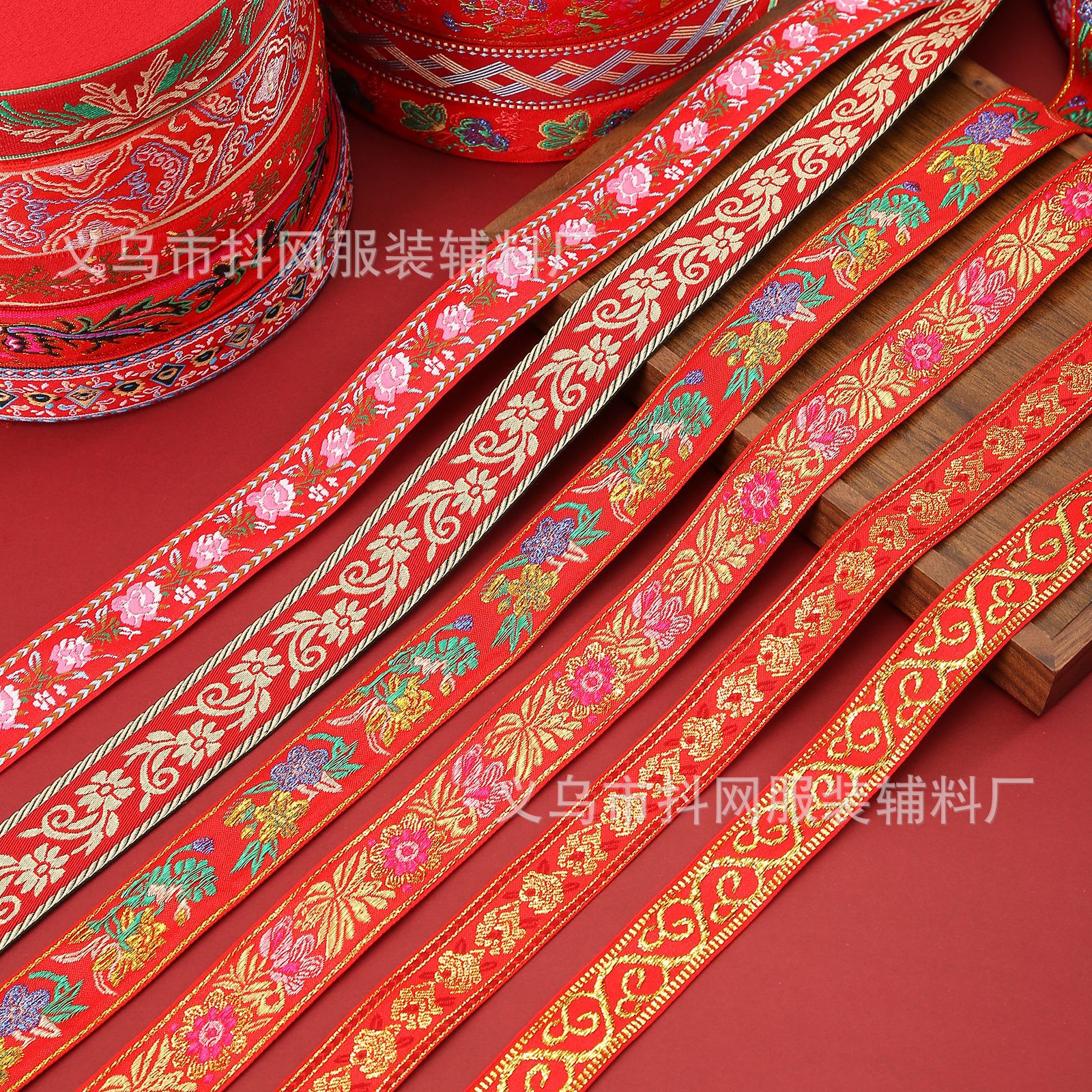 En stock 2.0-5.0 doble cara grande rojo festivo peluquería tocados bolsa banda lateral estilo étnico jacquard bordado correas al por mayor details Picture