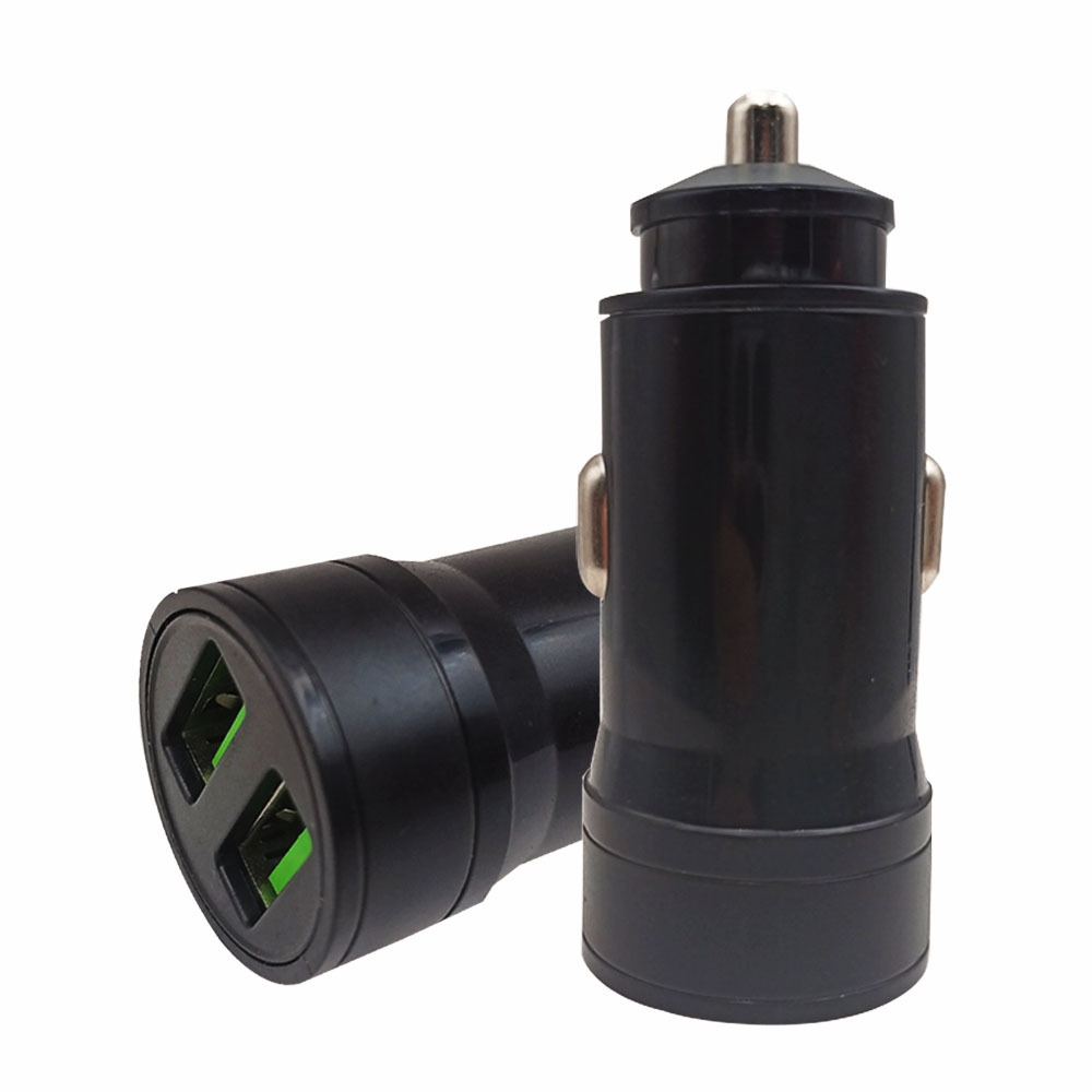 Car refrigerator charger, universal car charger converter, 5V3A plastic dual USB car mobile phone charger Application Scenario