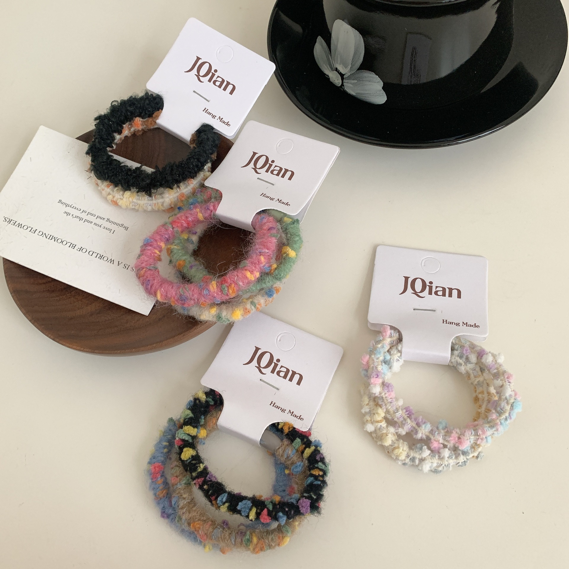 ins Spring Festival sweet and cute colorful hair tie, plush hair band, rubber band, hair tie, durable high-elasticity leather case for girls Application Scenario