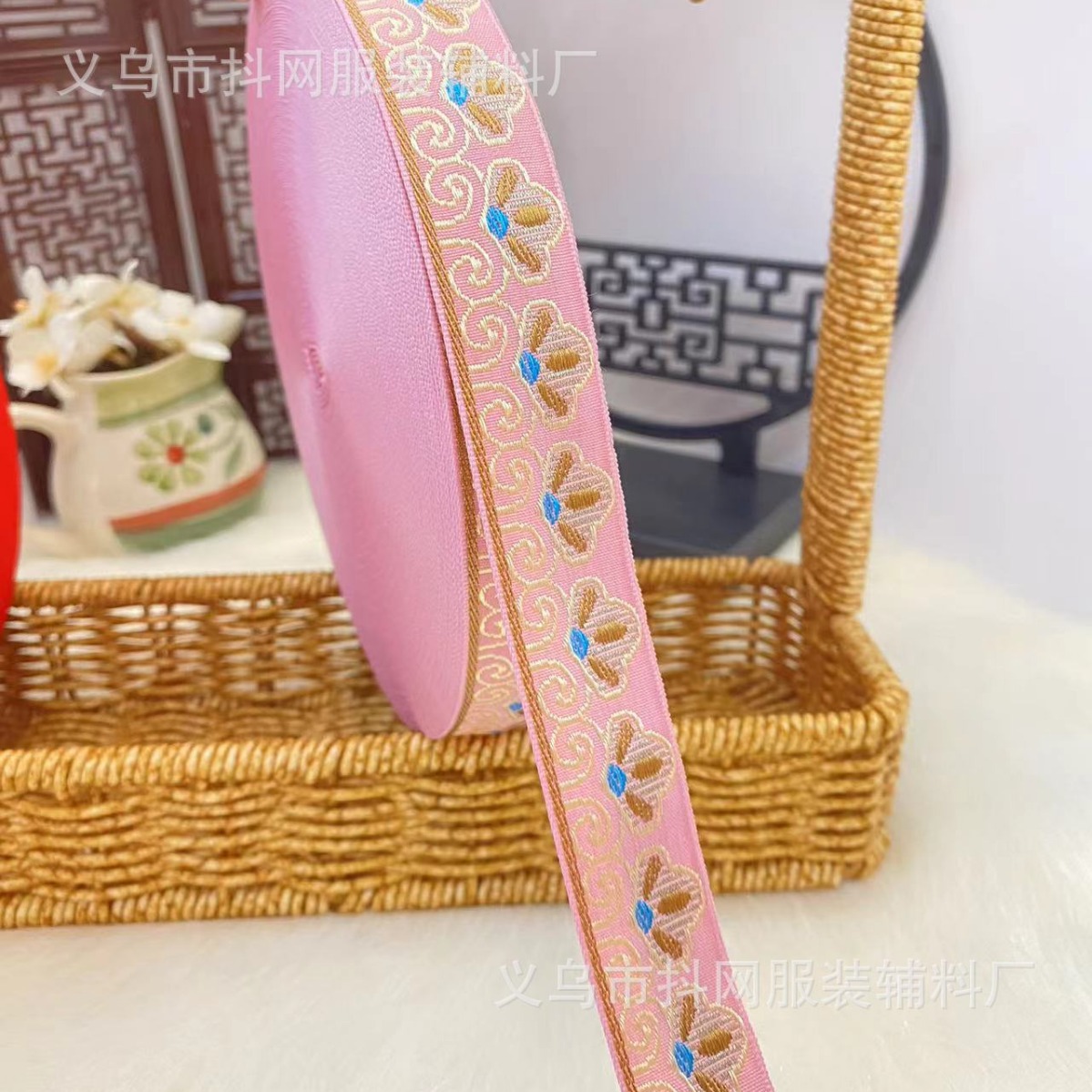 2.0- 2.5cm, bright red, festive, ethnic-style jacquard embroidery, webbing, wedding dress, hair accessories, headwear, performance costume accessories Specification image