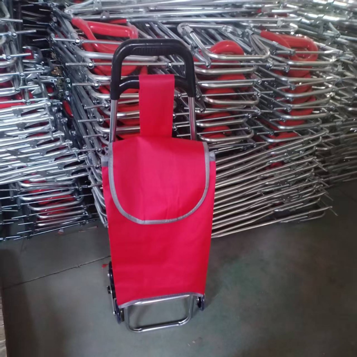 Supermarket shopping trolley cloth bag, portable promotional LOGO printable small trolley, elderly grocery shopping trolley cloth bag Specification image