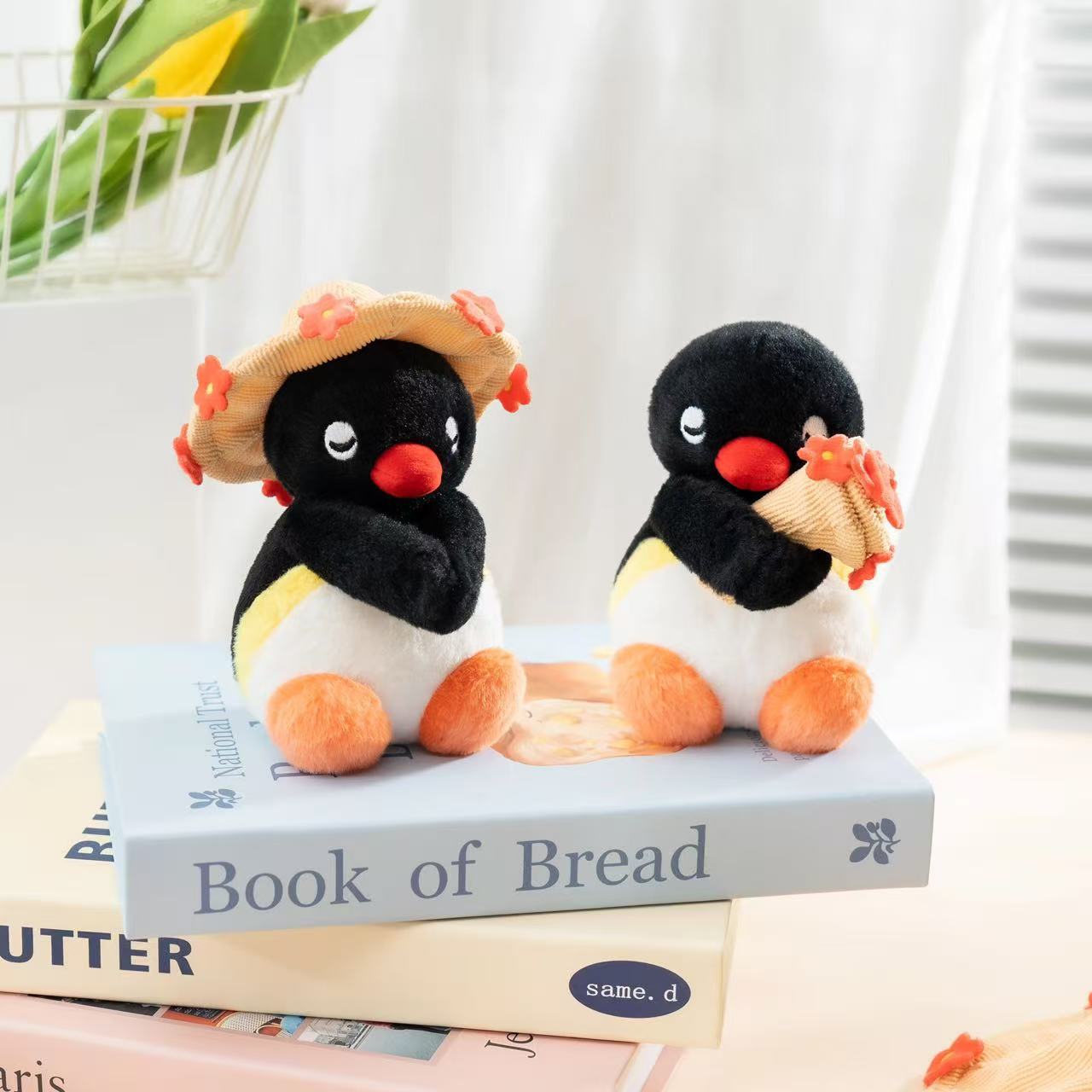 Penguin dolls, star people, crying kids, plush toys wholesale, cute and soft children's gifts Specification image