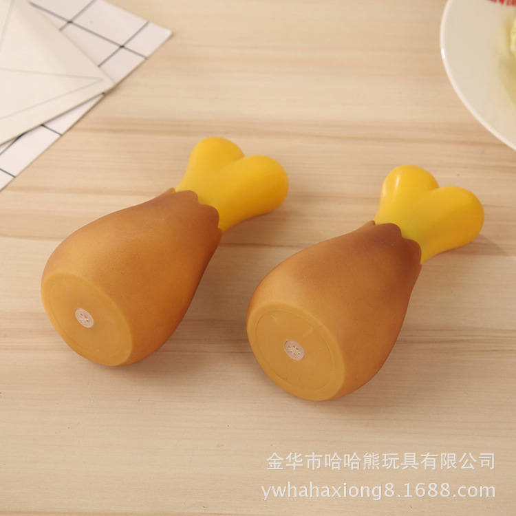 New pet toy chicken with a lower body shape, pvc biting toy, creative voice, street stall supply, wholesale pet dog Specification image
