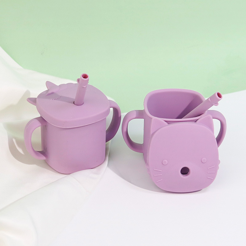 婴幼儿学饮杯实物图