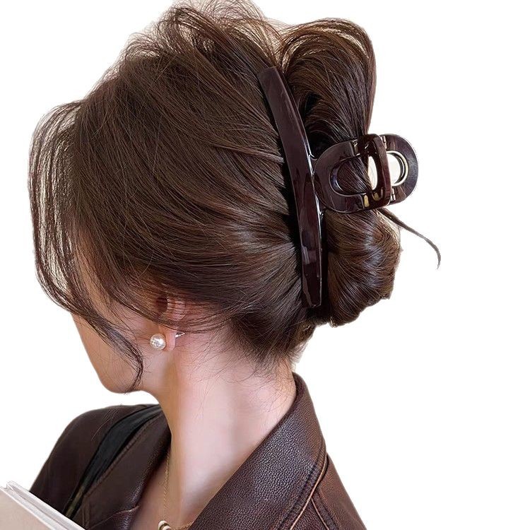 High-end chocolate-brown one-line grab clip, large shark clip, women's hairpin at the back of the head, 2025 new style clip wholesale Item Picture