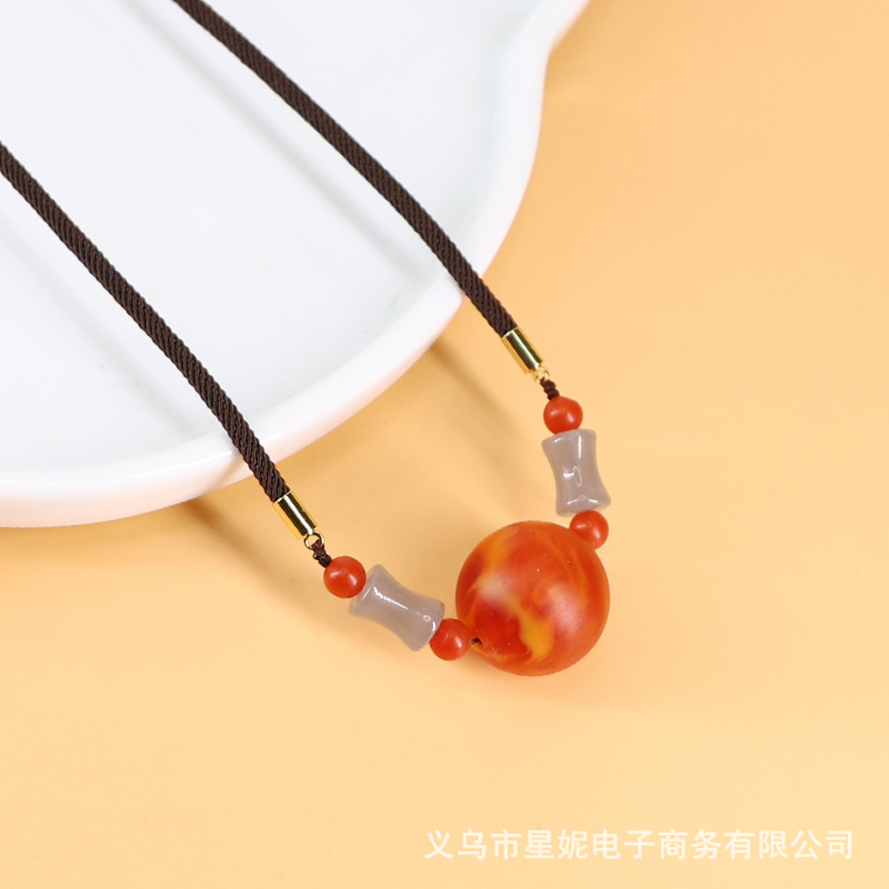 Retro ethnic style Nan Hong amber bamboo joint necklace for women, simple and elegant beaded necklace, hand-woven sweater chain Item Picture