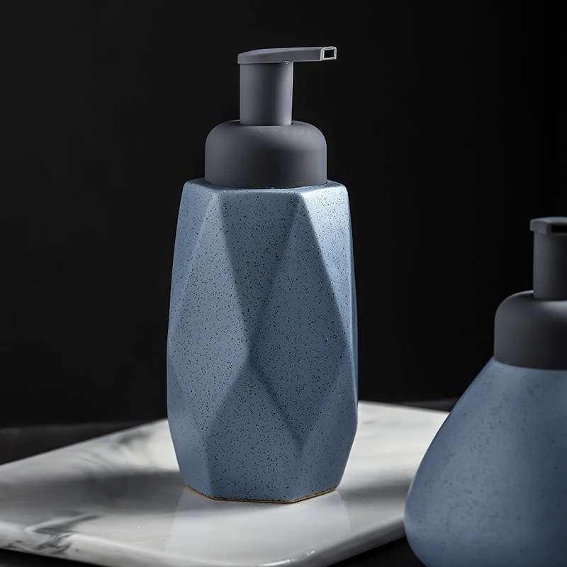Hotel bathroom ceramic lotion bottle, three-piece set, bathroom supplies, body wash bottle, portioning bottle, press-type foaming bottle