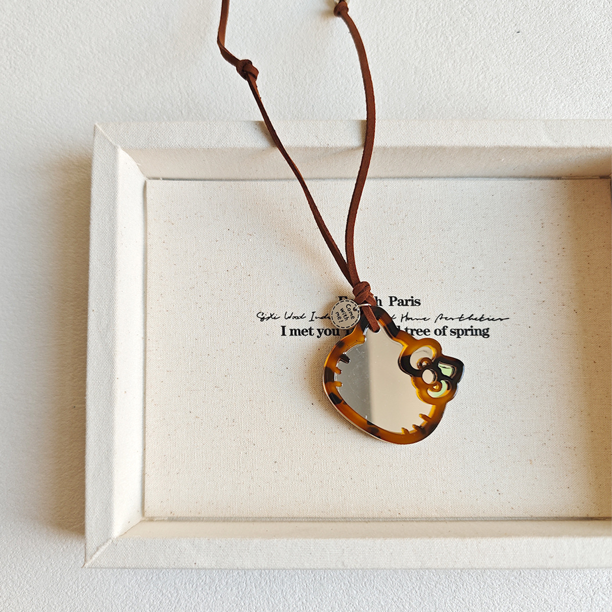 韩版复古豹纹KT猫镜子吊坠挂脖项链百搭小众便携补妆镜毛衣链配饰