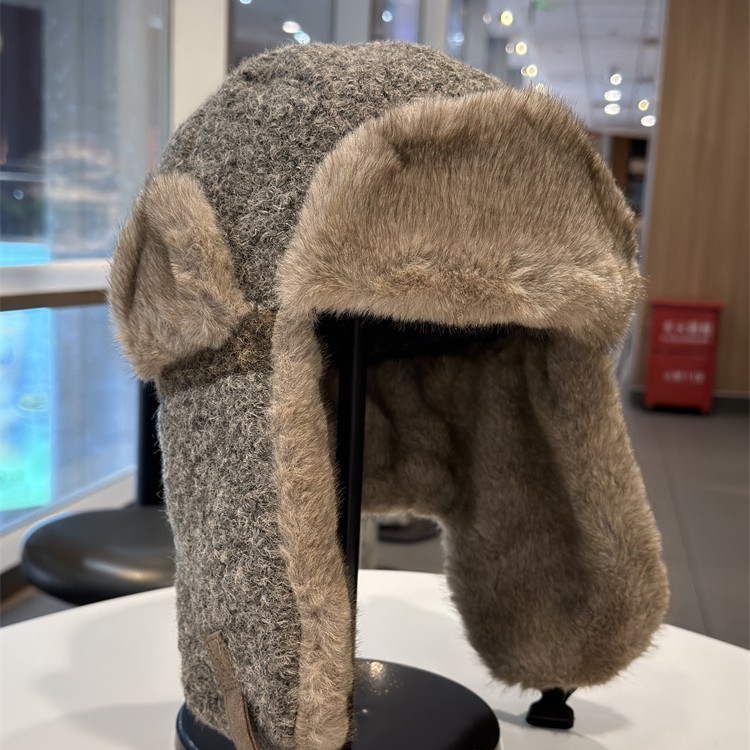Suede fleece cap for children to make their faces look smaller in winter, protect their ears, keep warm, thickened, cycling, skiing in Northeast China, and protect against the cold, Lei Feng cap Specification image