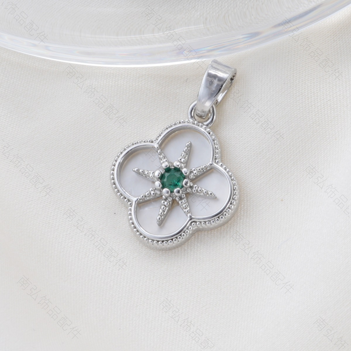 Copper-plated 18k high color retention, zirconium-inlaid white shell flower pendant, pearl necklace clasp, DIY jewelry accessory details Picture