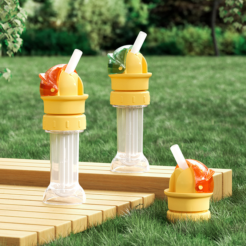 Cute thermochromic children's water cup with colorful fish-shaped lid straw PP summer heat transfer design