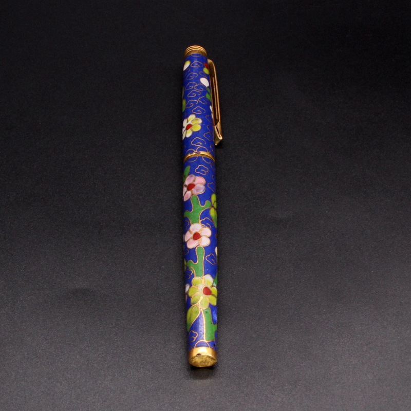 Beijing Cloisonne vintage goods are returning from foreign trade for cultural and recreational collection. Traditional copper body cloisonne enamel polished pen