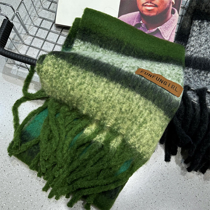 One-piece consignment of new autumn and winter striped scarves, ladies' high-end and versatile faux cashmere scarves, thickened warm scarves, shawls, wholesale from street stalls details Picture