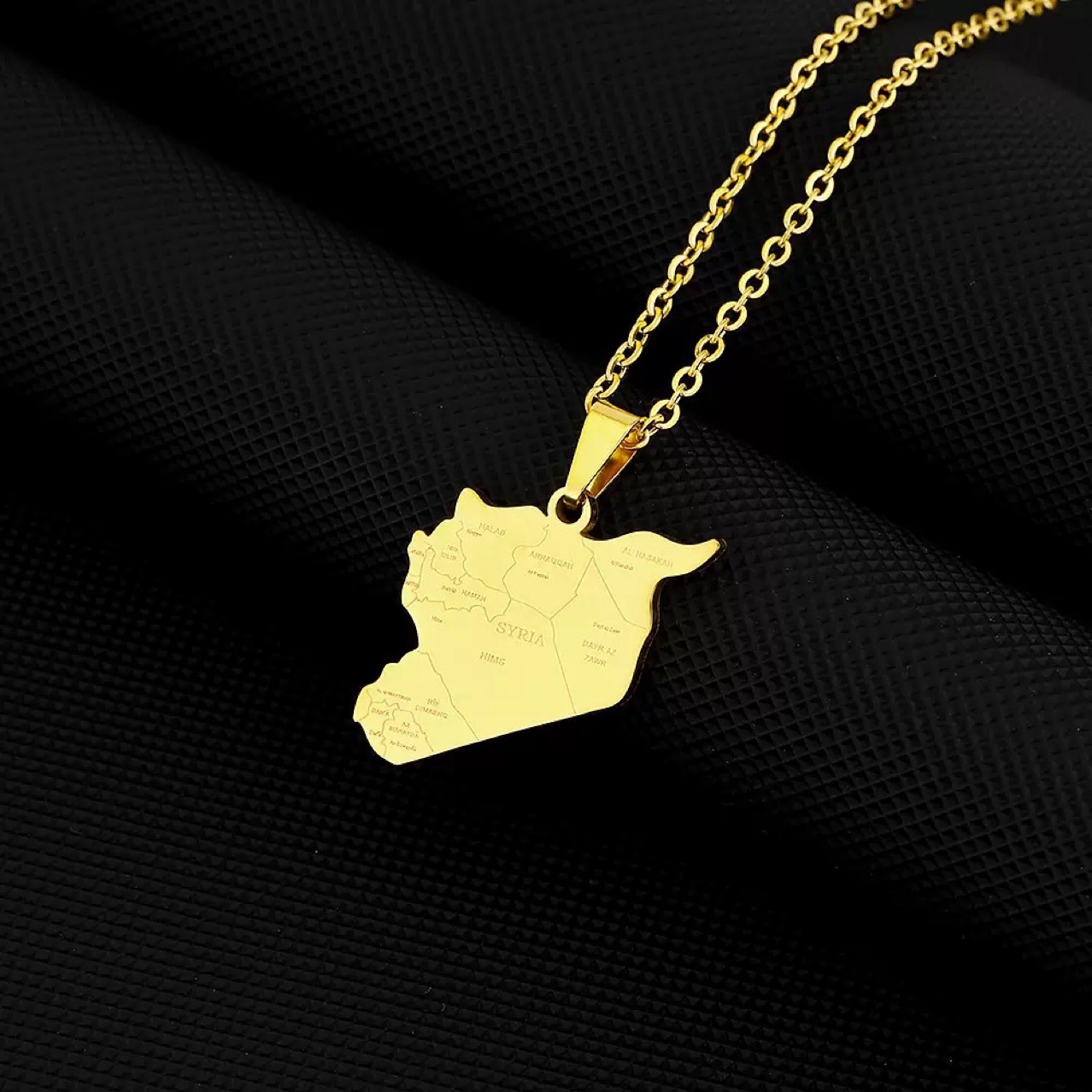 Kuayi hot-selling stainless steel Syrian necklace for men and women, simple stainless steel geometric titanium steel collarbone chain accessory