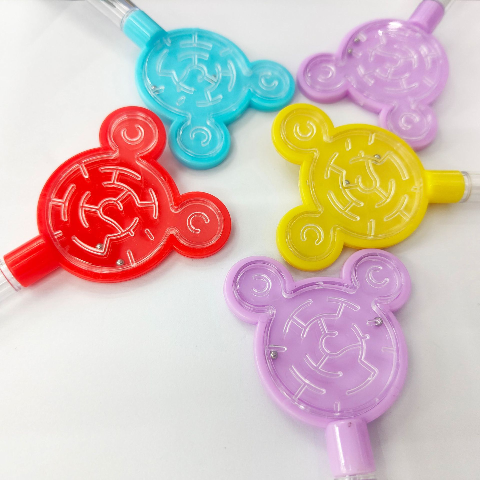 New maze bullet pen, educational stationery, no-sharpening pencil, fun cartoon student prizes, small gifts, stationery wholesale details Picture