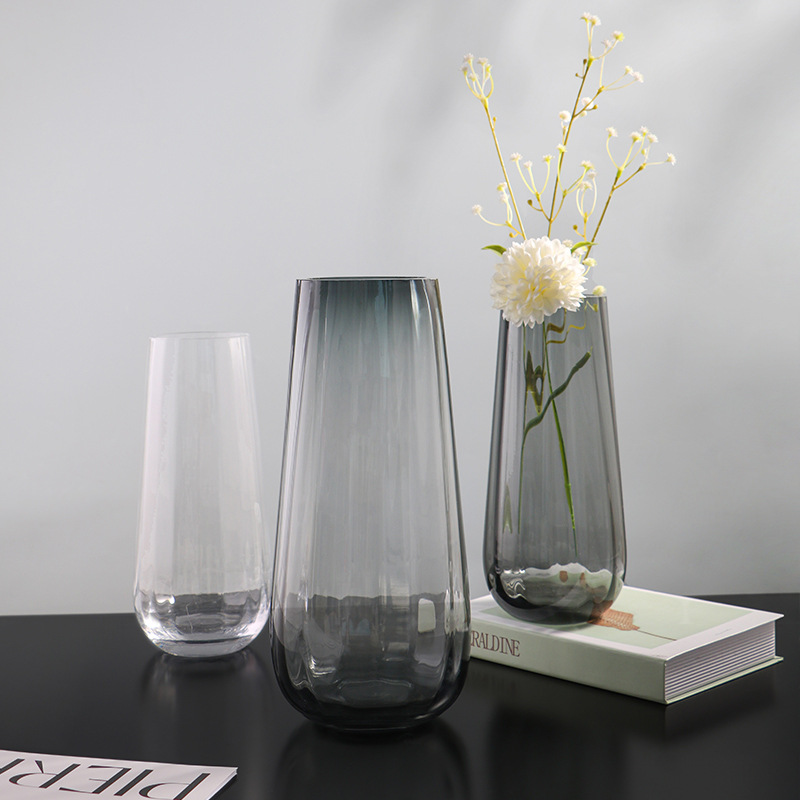 The creative, simple and large glass vase with a high aesthetic level is a living room decoration. The Ins-style vase and flower arrangement exude an extremely high-end feel Specification image