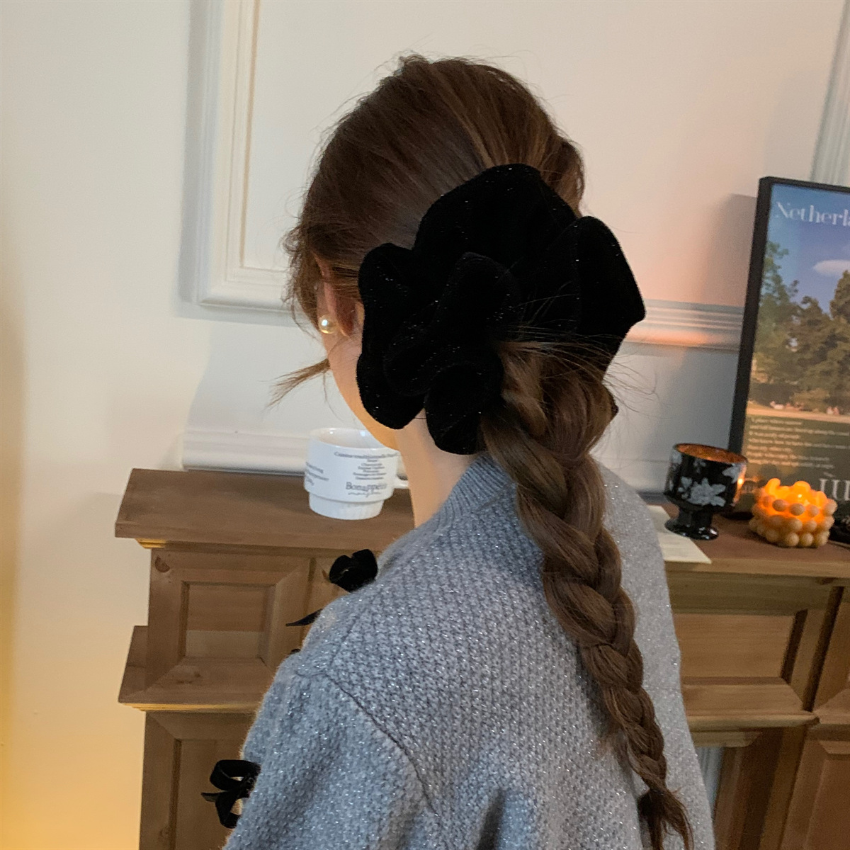 Autumn and winter glittering velvet Starry Sky Large Intestine hair band, high-end and elegant velvet band, hair tie, rubber band, hair accessory Specification image