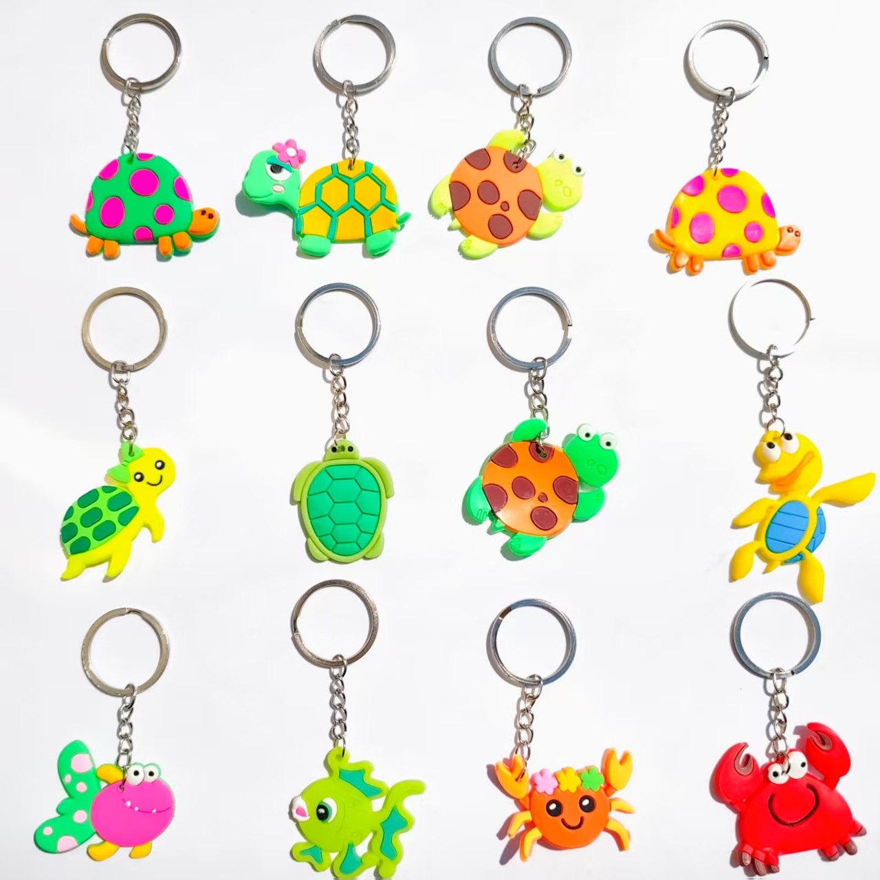 Cross-border Ocean World keychain Cartoon fish key chain PVC soft rubber small gift wholesale, trendy and cute Application Scenario