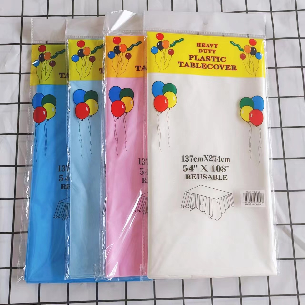 厂家直销现货批发一次性peva长方形纯色桌布跨境专供多色可选