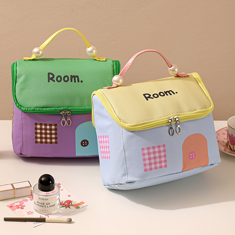 防水化妆包女高颜值外出便携式手提洗漱包大容量化妆品杂物收纳包