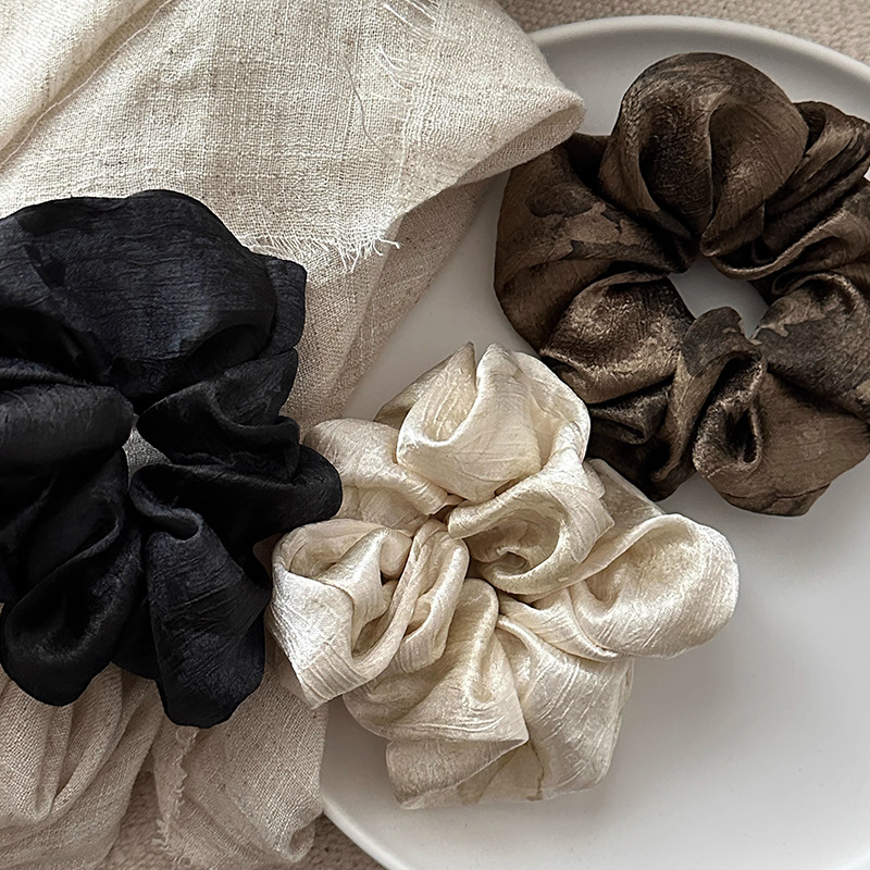 Korean-style high-end French retro large intestine hair band, bun hairstyle, ponytail hair tie, large hair band, French satin hair accessory