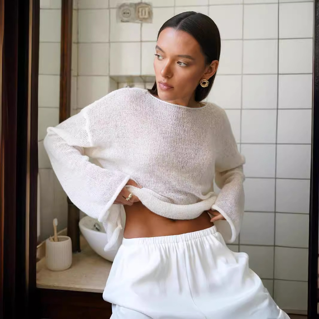 Cross-border hollowed-out knitted sweater, European and American 2025 Spring/Summer new women's see-through thin large round neck flared sleeve knitted T-shirt