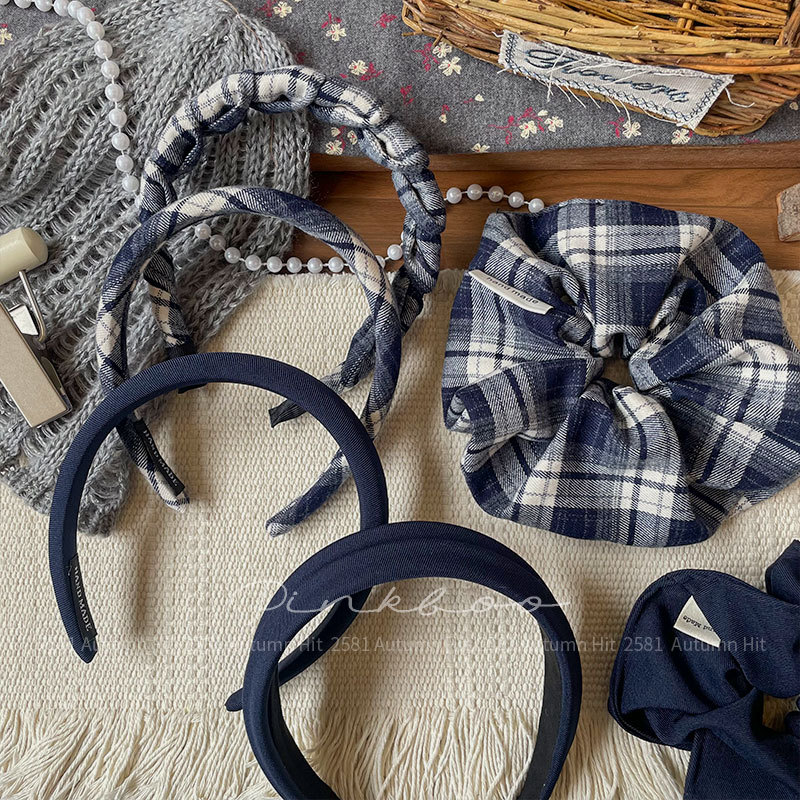 New Korean-style blue checkered large colon hair band, handcrafted bun hair band made of fabric for girls, high head top hair band, women's navy blue checkered solid color hair accessory, hair band bow style, girls' autumn and winter retro daily fashion headwear set