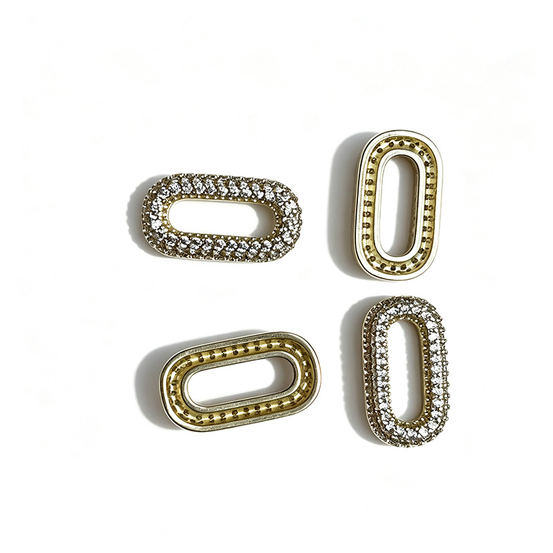 Gold, silver, diamond-encrusted oval chain link, plastic acrylic chain buckle, shoulder strap, metal chain Application Scenario