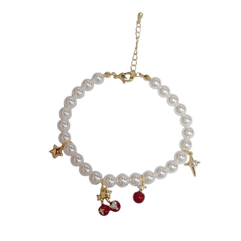 Europa y américa cross-border personalidad moda suave y versátil estrella de montaña rojo cereza perla pulsera temperamento dulce y fresco decoración de la mano Item Picture