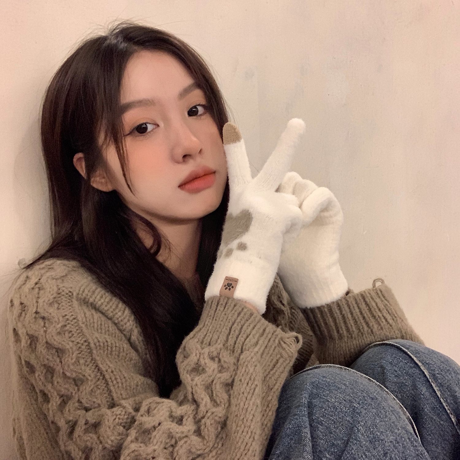 Xinbangbang touch screen thickened fleece gloves for winter students to warm hands, prevent freezing and protect hands, finger-separated knitted gloves for girls