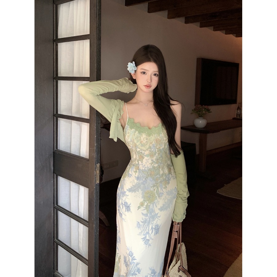 清冷感穿搭绿色长袖防晒开衫女夏季新款套装印花吊带连衣裙两件套