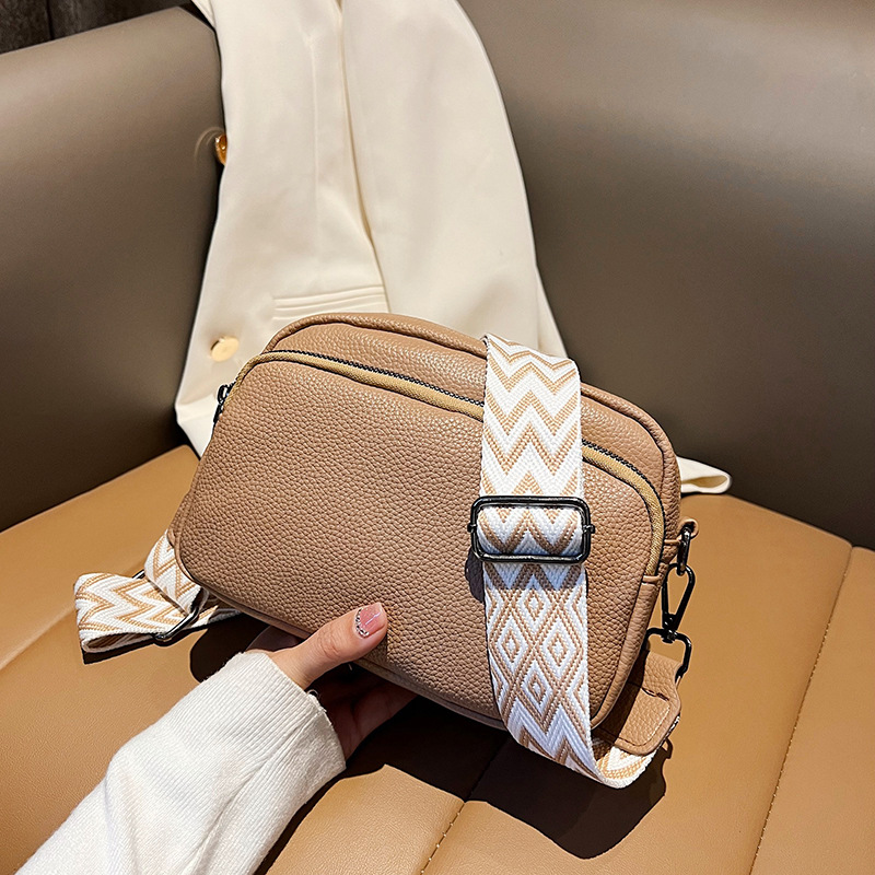 跨境外贸斜挎小包纯色潮流女包2024新款女士时尚百搭单肩小 方包细节图