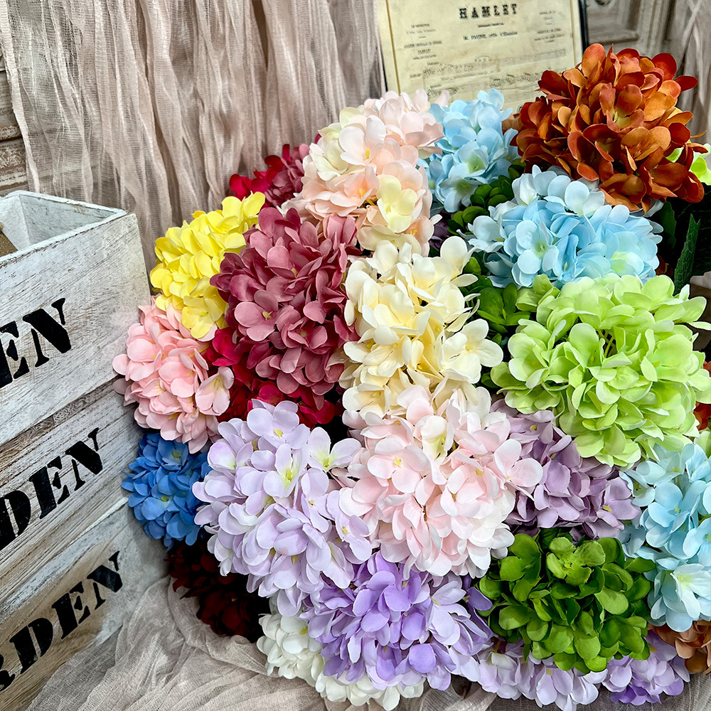 电视柜摆件实物图