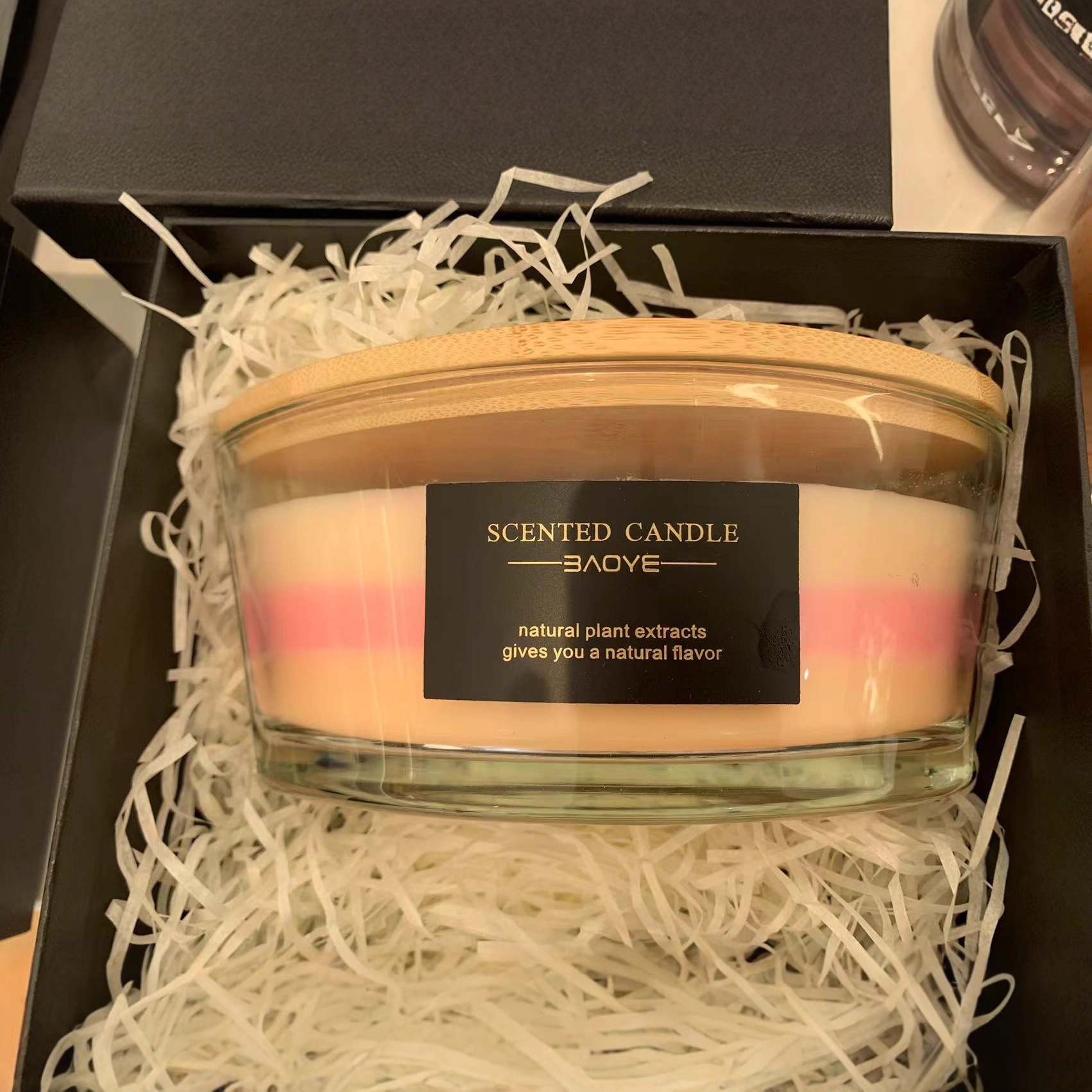 Yang Ji's same style boar-shaped scented candle, glass cup, double wooden core home decoration souvenir, elegant style, white voice, coast Application Scenario