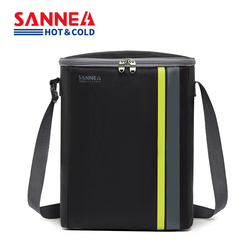 New insulated bags, hand-held lunch box bags, cross-border thickened insulated bento bags, cold preservation ice packs, waterproof outdoor picnic bags Application Scenario