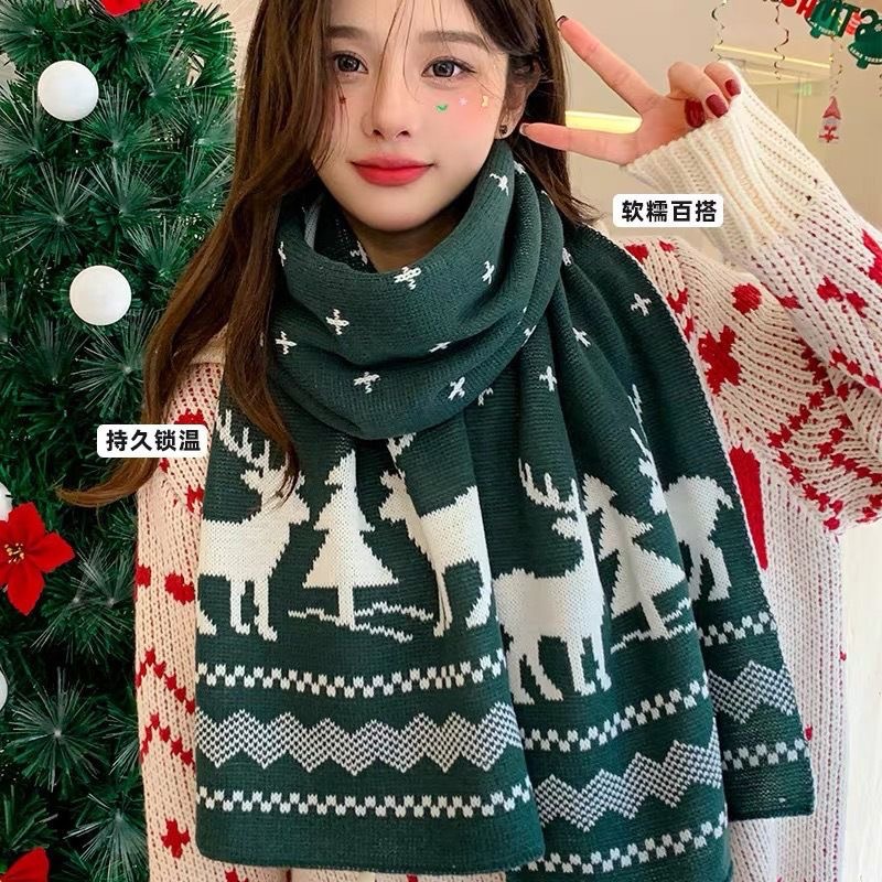 One-piece delivery of Christmas scarves, winter gifts for women, knitted scarves, red Internet celebrities, cute little deer, warm and thick woolen scarves, wholesale from street stalls details Picture