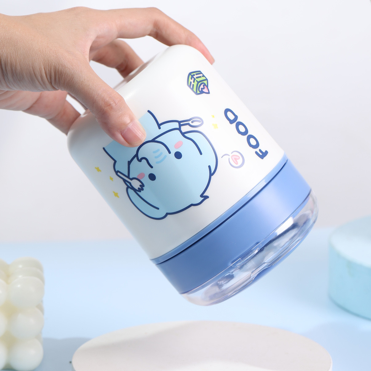 塑料罐实物图