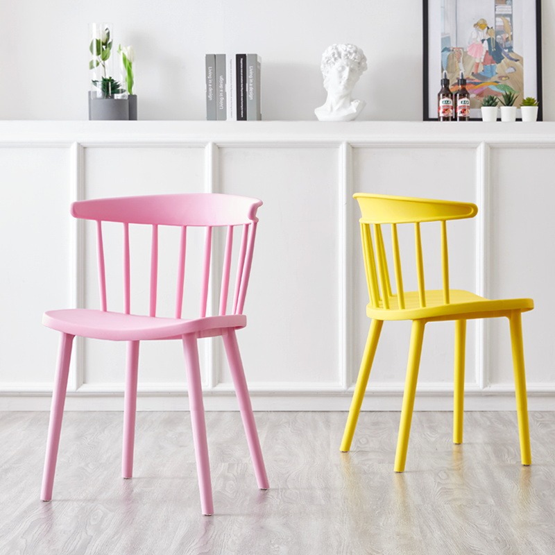 Plastic chairs, modern and simple Nordic dining chairs for home use, creative backrest chairs for coffee shops, wholesale of Subnet Red Windsor chairs Application Scenario